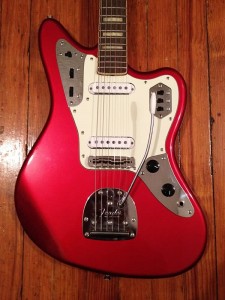 This Jaguar features Seymour Duncan Antiquities.