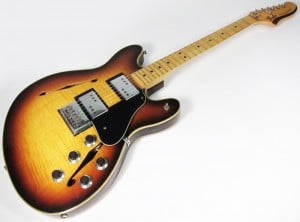 1977FenderStarcaster001