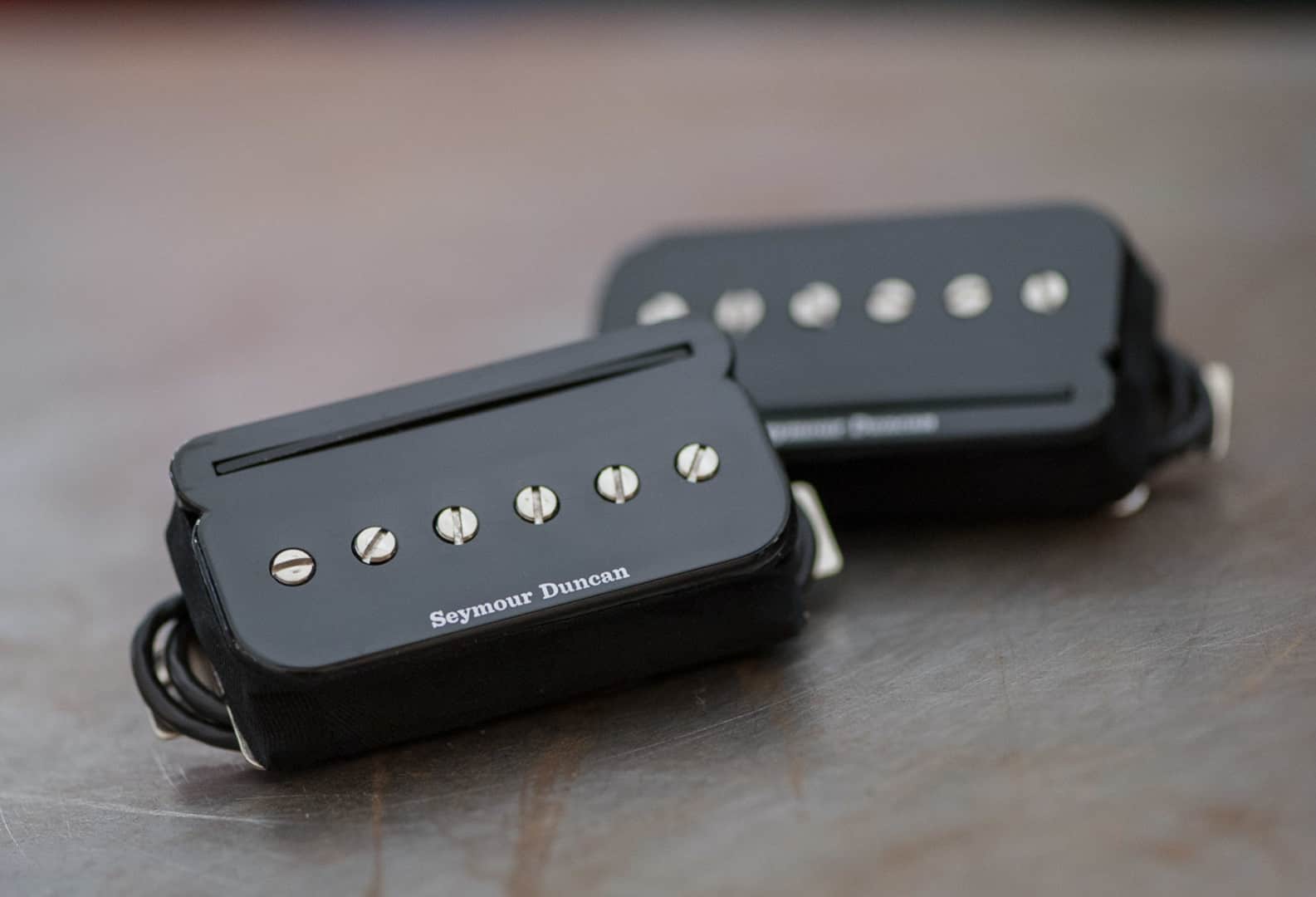 JAZZigo - Parte 4 - Página 9 Versatile-Humbucker-Pickups-11303-02_lifestyle