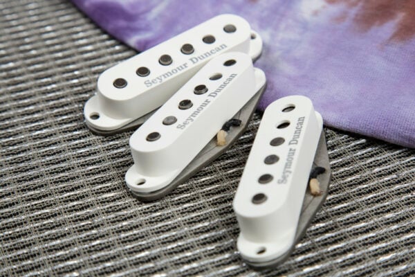 Psychedelic Strat - Image 17