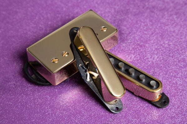 lari basilio set lifestyle gold purple