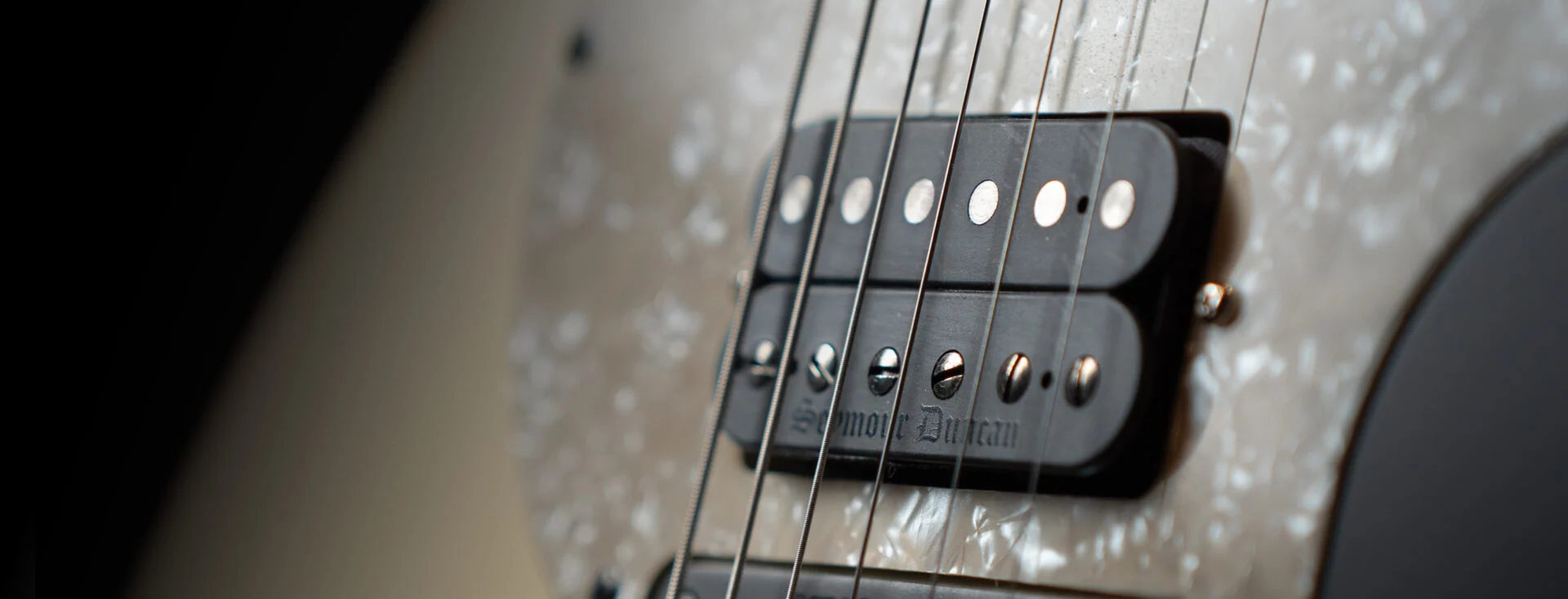 Seymour Duncan Humbucker FLF Lifestyle 10 banner
